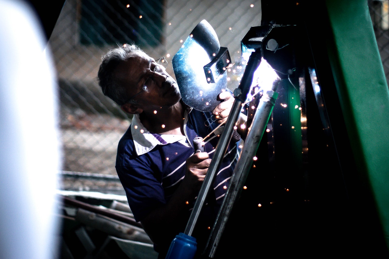 3 Factors to Consider When Choosing a Welding Machine